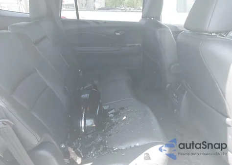 2019 Honda Passport Elite z USA, uszkodzony, nr VIN 5FNYF8H09KB015198